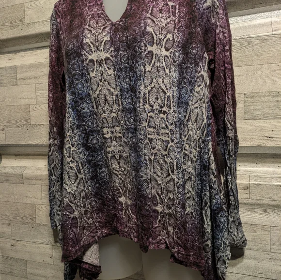 Jennifer Lopez Purple and Blue Snake Print Tunic - Picture 3 of 5